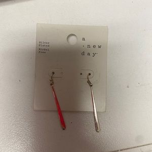 Thin silver earrings